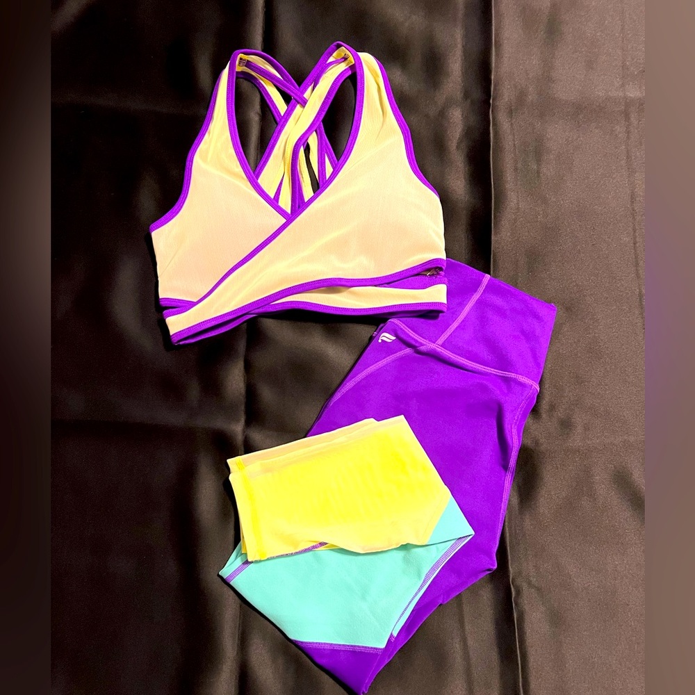 Two piece workouts set